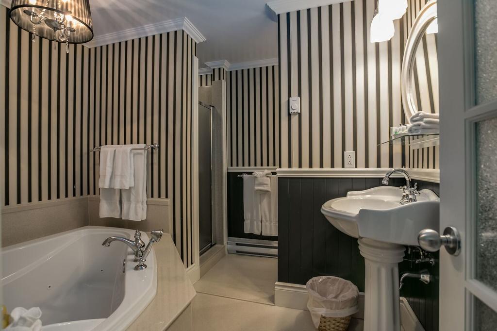 George House Heritage Bed And Breakfast Dildo Ngoại thất bức ảnh