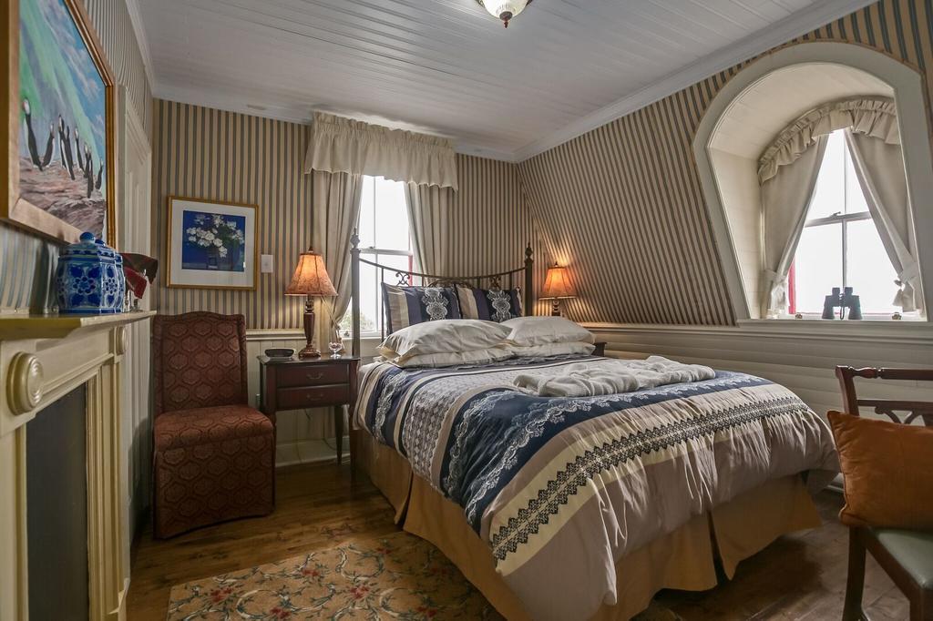 George House Heritage Bed And Breakfast Dildo Ngoại thất bức ảnh