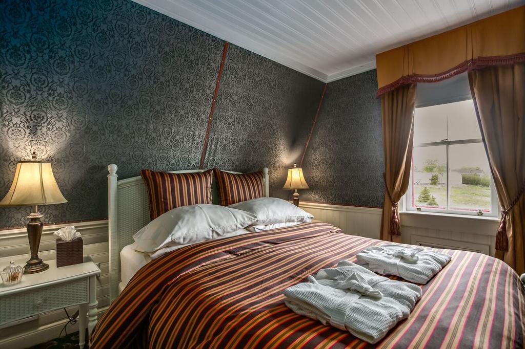 George House Heritage Bed And Breakfast Dildo Ngoại thất bức ảnh
